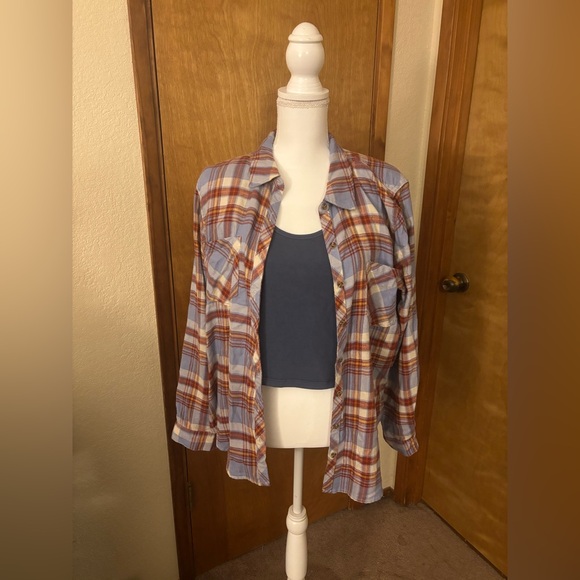 Maurices Multicolor Plaid Button-Down Shirt - Picture 6 of 8